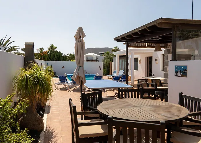 Utopia, 4 Bedrooms, Heated Pool & Complete Privacy Villa Playa Blanca (Lanzarote)