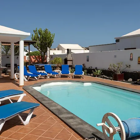 Utopia, Villa 4 Bedrooms, Heated Pool & Complete Privacy * Playa Blanca (Lanzarote)