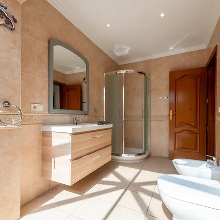 Utopia, Villa 4 Bedrooms, Heated Pool & Complete Privacy Villa