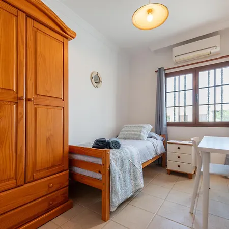 וילה Utopia, 4 Bedrooms, Heated Pool & Complete Privacy פלאיה בלנקה