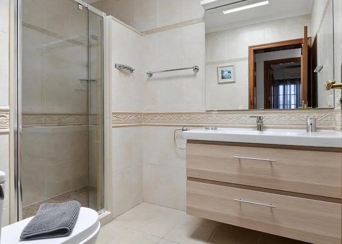 빌라 Utopia, 4 Bedrooms, Heated Pool & Complete Privacy *