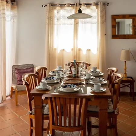 فيلة Utopia, 4 Bedrooms, Heated Pool & Complete Privacy
